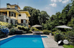 Villa Olivia con piscina e sauna a pochi minuti da Arona